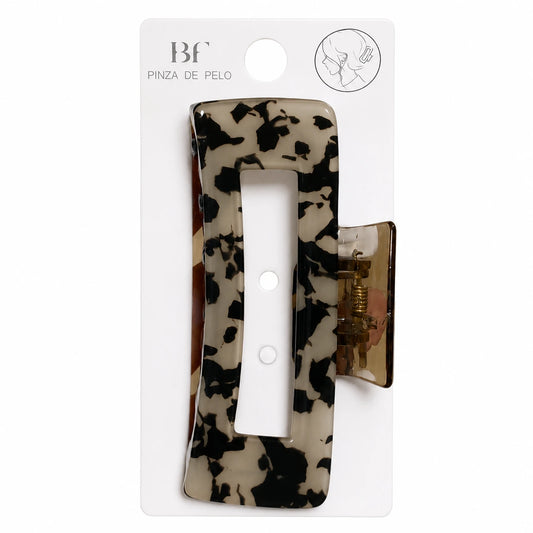 Pinza de pelo leopardo de 11 cm sobre tarjeta blanca
