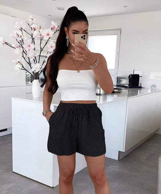 SHORT EN GASA DE ALGODON CON CORDON Y CINTURA ELASTICA NEGRO